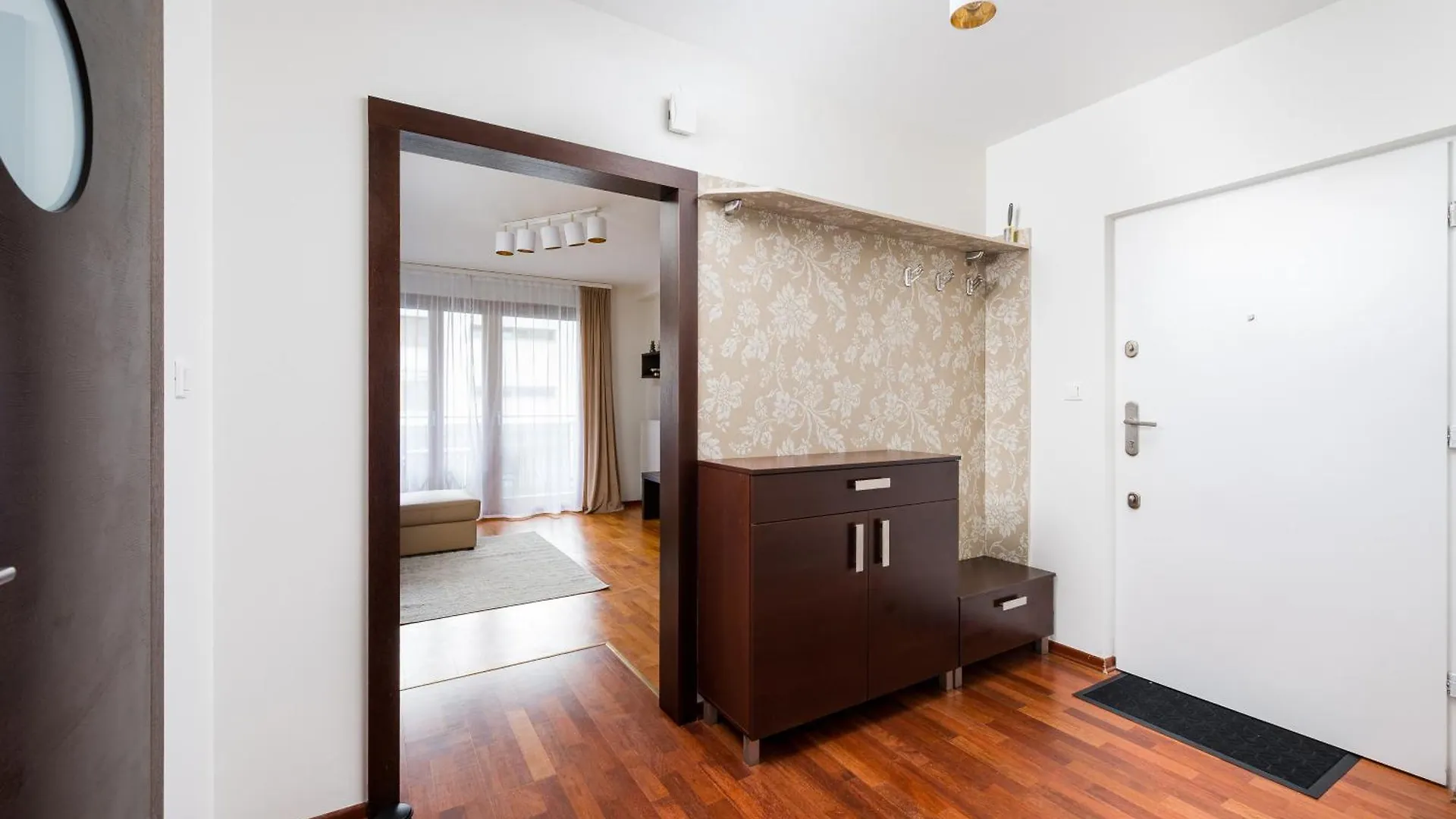 Metro Wilanowska Cosy Apartment Warsaw Poland